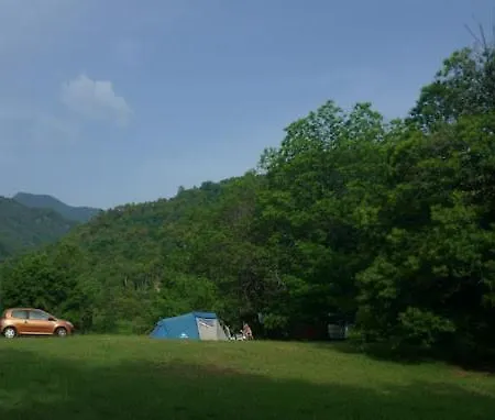 Camping Les Prairies *